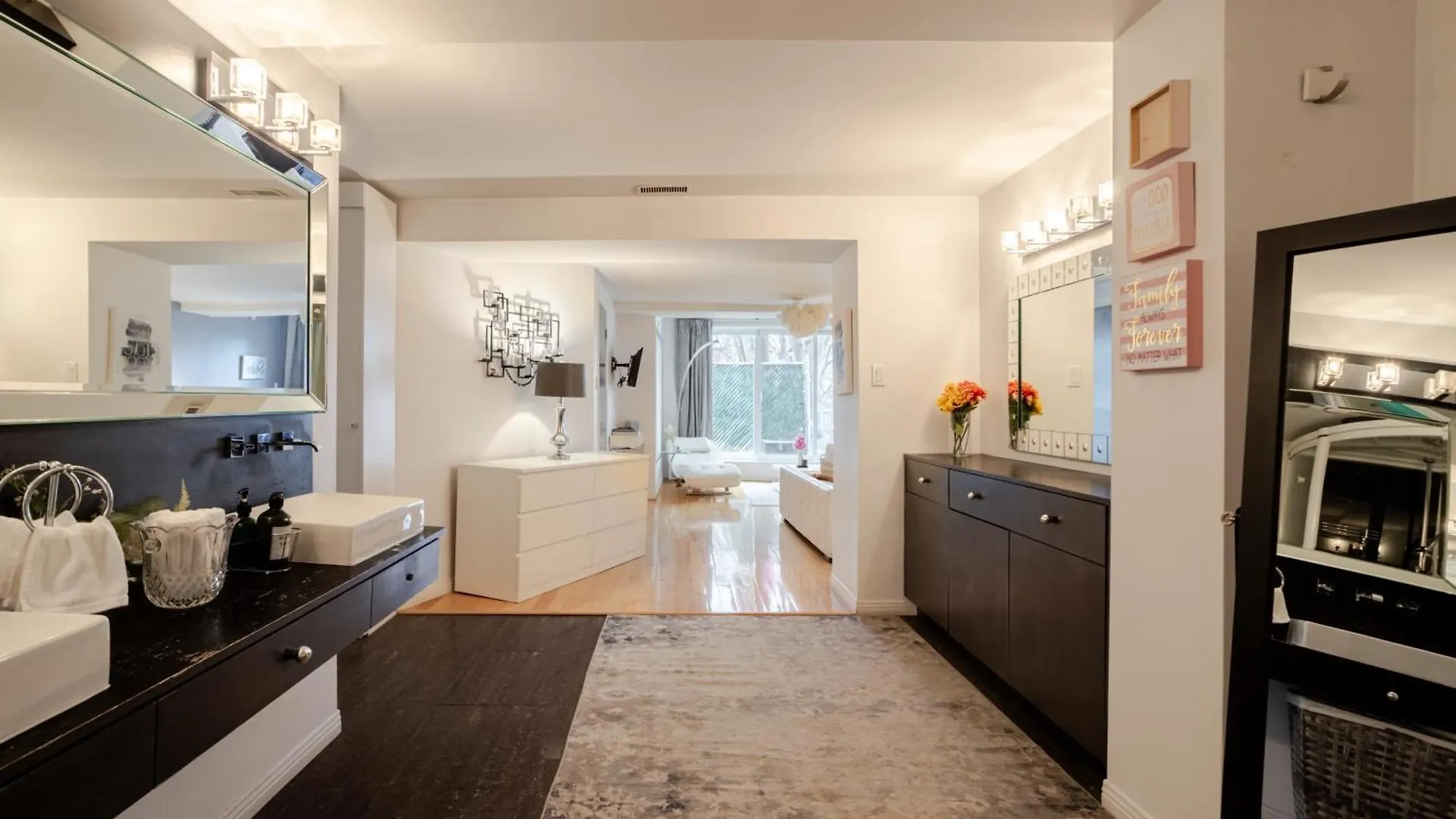 Majestic Villa In Downtown Griffintown モントリオール