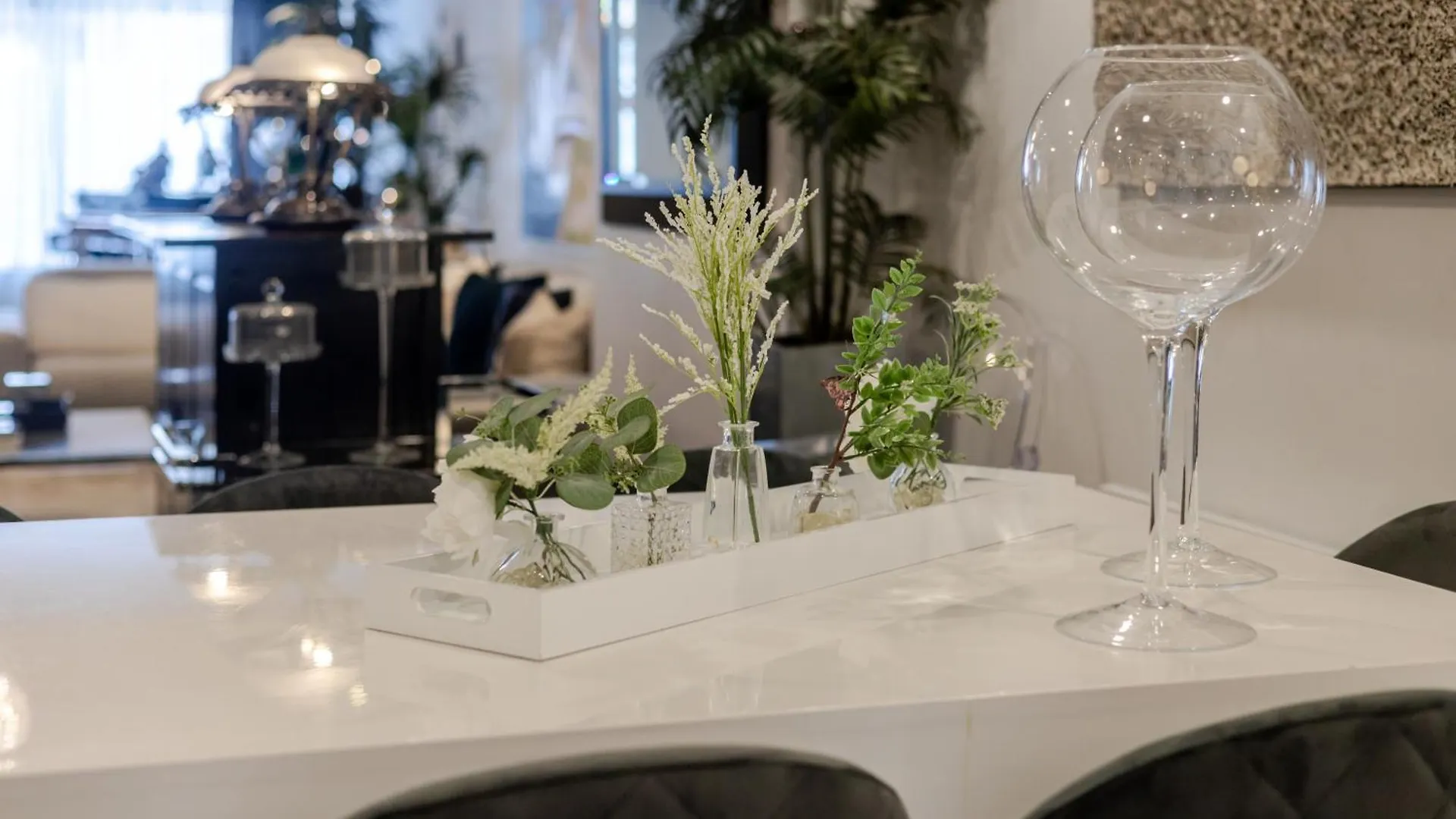 Majestic Villa In Downtown Griffintown Montreal